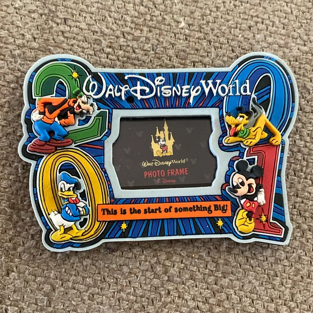 💎Disney World 2001 Mickey Magnetic Photo Frame💎